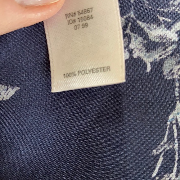 Victoria’s Secret Silky Crop Top - Picture 5 of 7